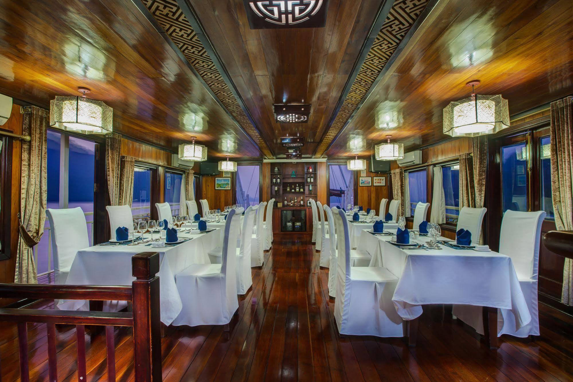 فندق Flamingo Luxury Cruises ها لونغ المظهر الخارجي الصورة