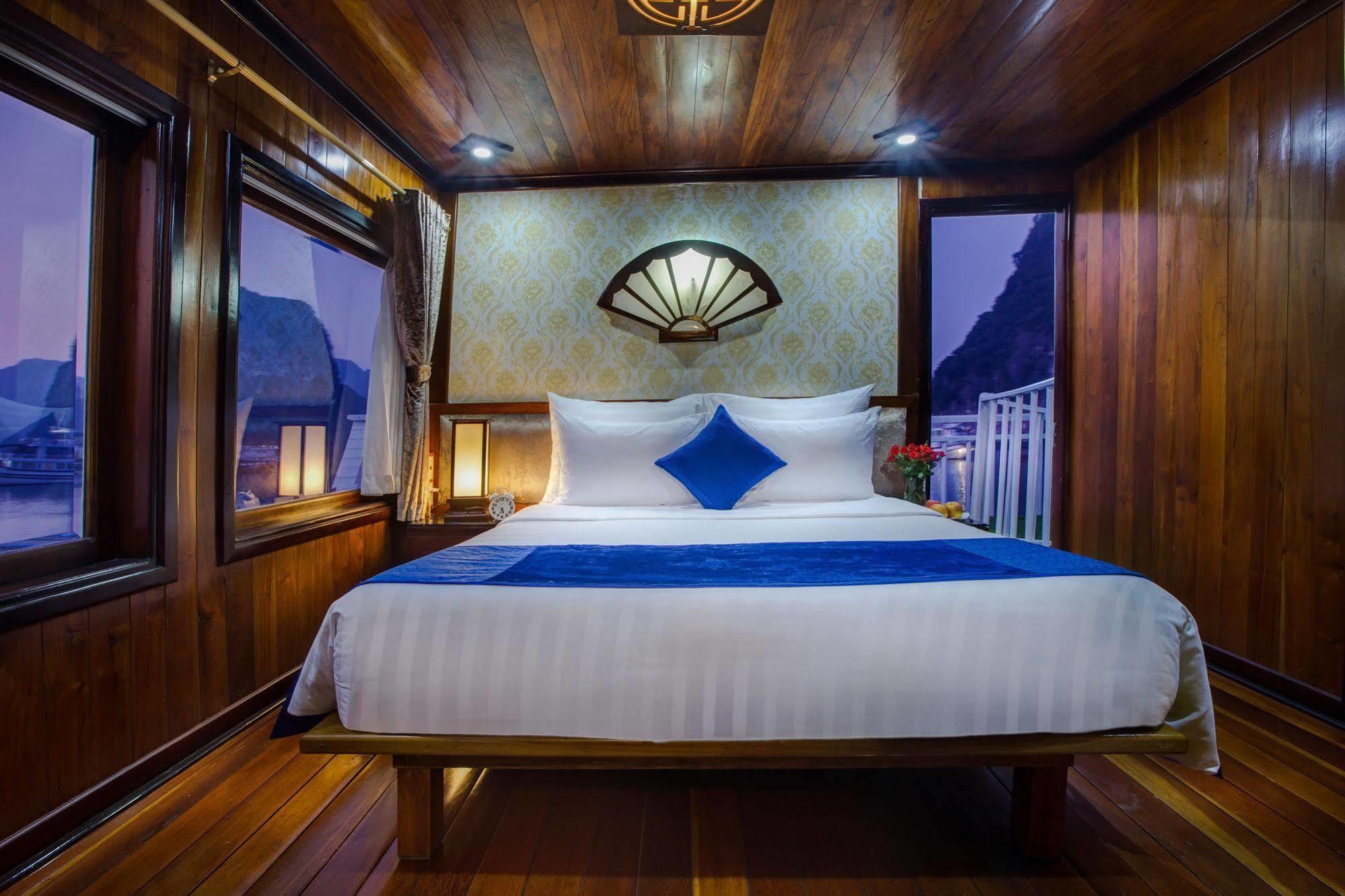 فندق Flamingo Luxury Cruises ها لونغ المظهر الخارجي الصورة