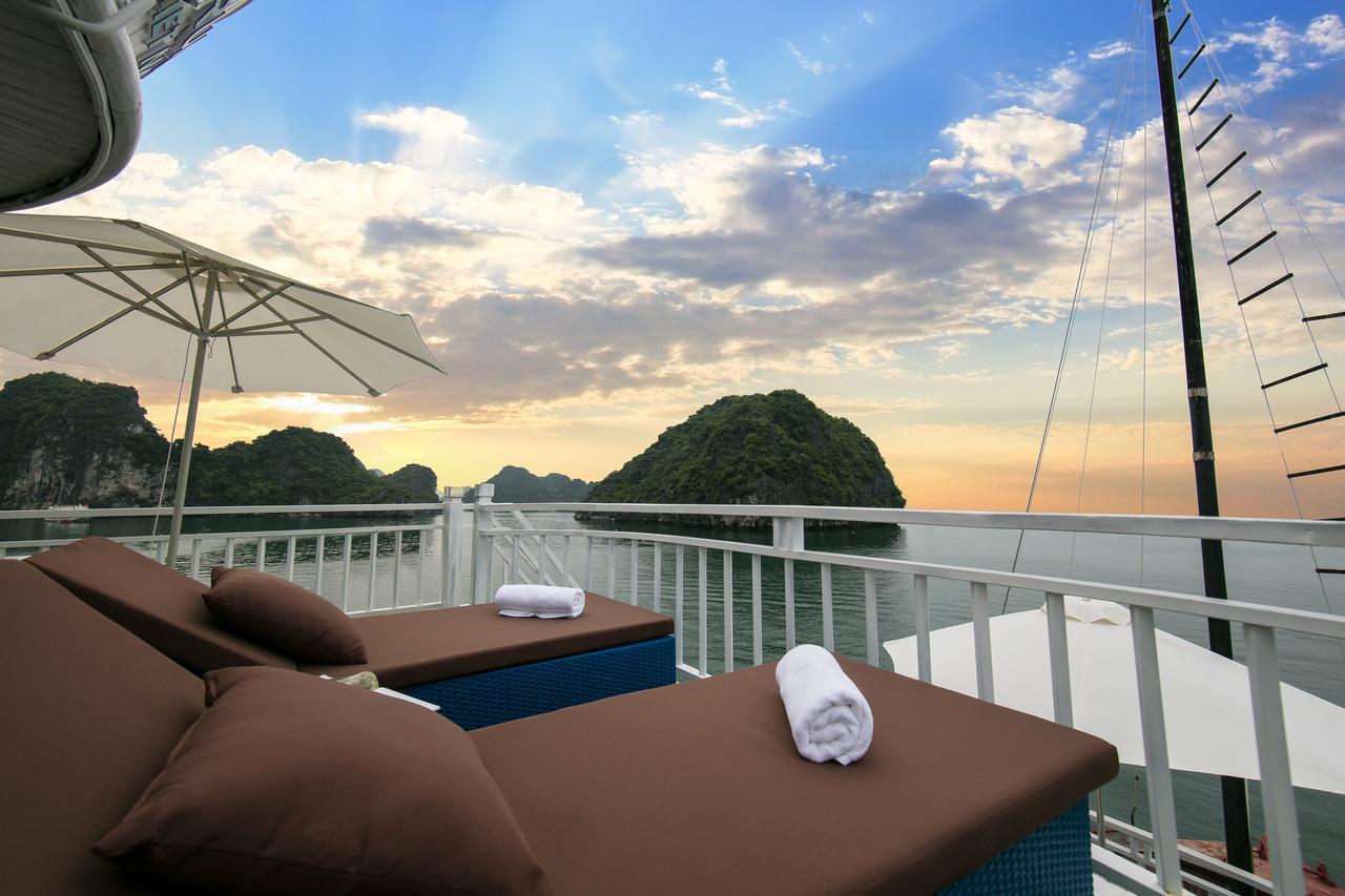 فندق Flamingo Luxury Cruises ها لونغ المظهر الخارجي الصورة